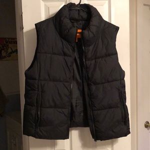 Puffy vest